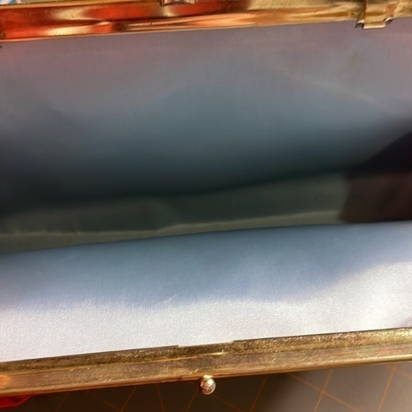 Vintage‎ Red Patten Leather Purse - Picture 5 of 8